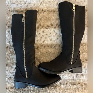 *NWOB* STEVE MADDEN “RHAPSODY BOOTS” SZ:6